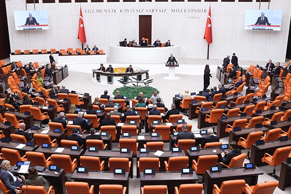 TBMM, trafik cezalarının artırılmasına y&ouml;nelik teklifi g&ouml;r&uuml;şmeye devam edecek