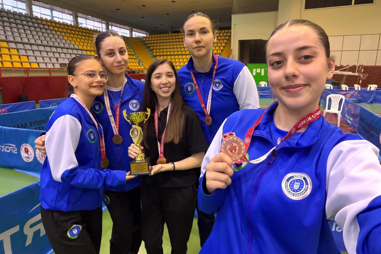 Bursa B&uuml;y&uuml;kşehir Belediyespor masa teniside sezonu 4'&uuml;nc&uuml; tamamladı