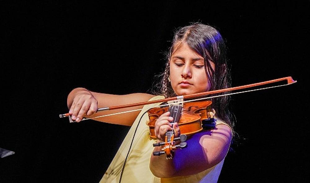 Gaziemir'de 2025 yılı k&uuml;lt&uuml;r ve sanatla g&uuml;zelleşti