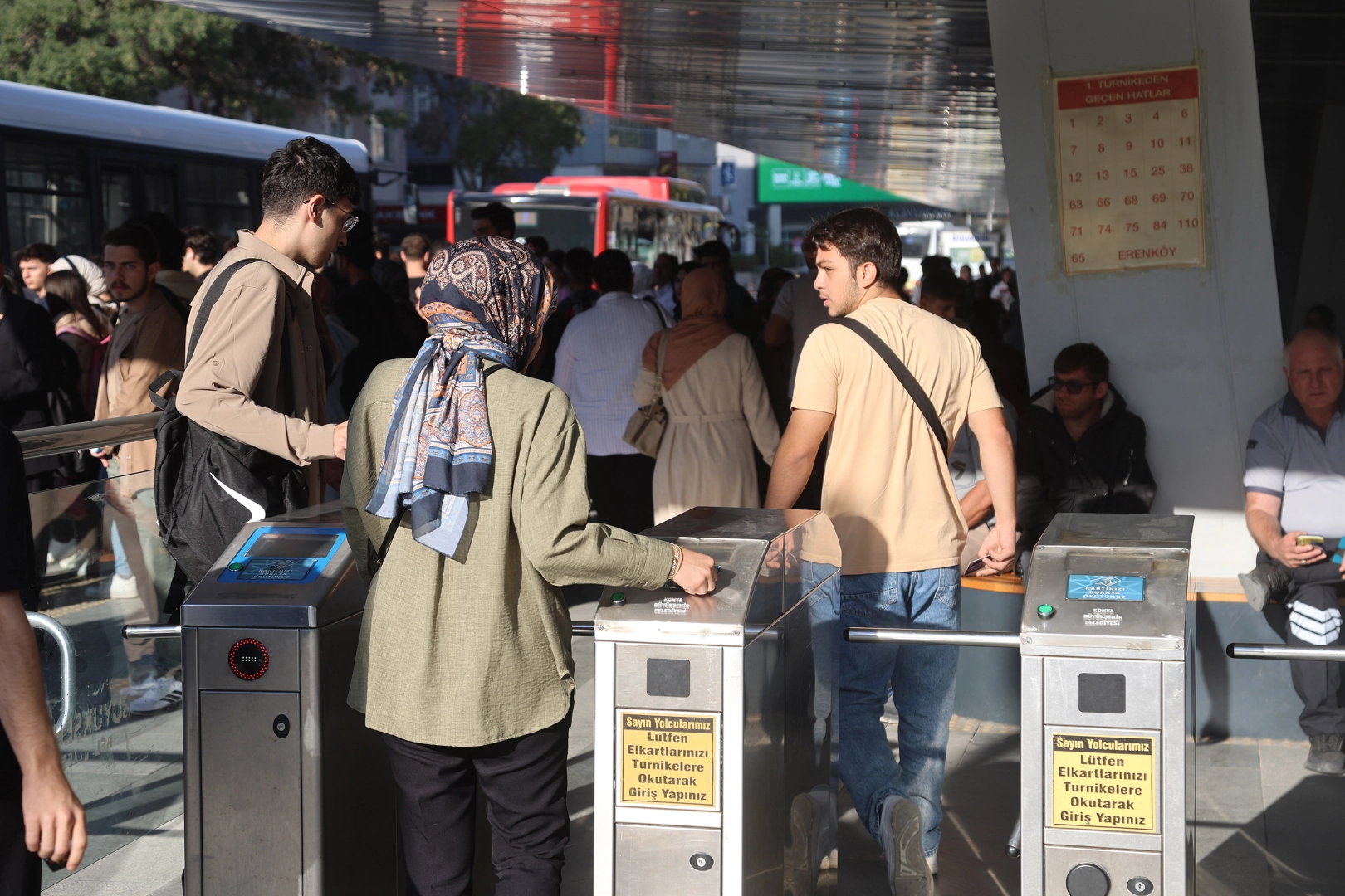 Konya'da yeni kayıt yaptıran üniversiteliye ulaşım 10 gün ücretsiz
