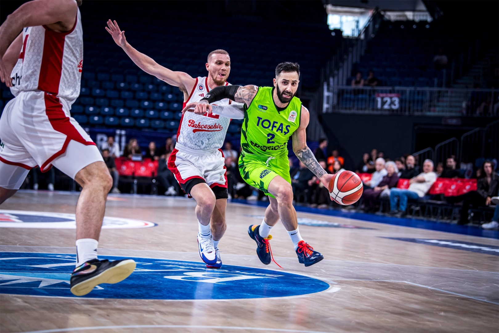 TOFAŞ son h&uuml;cumda yıkıldı