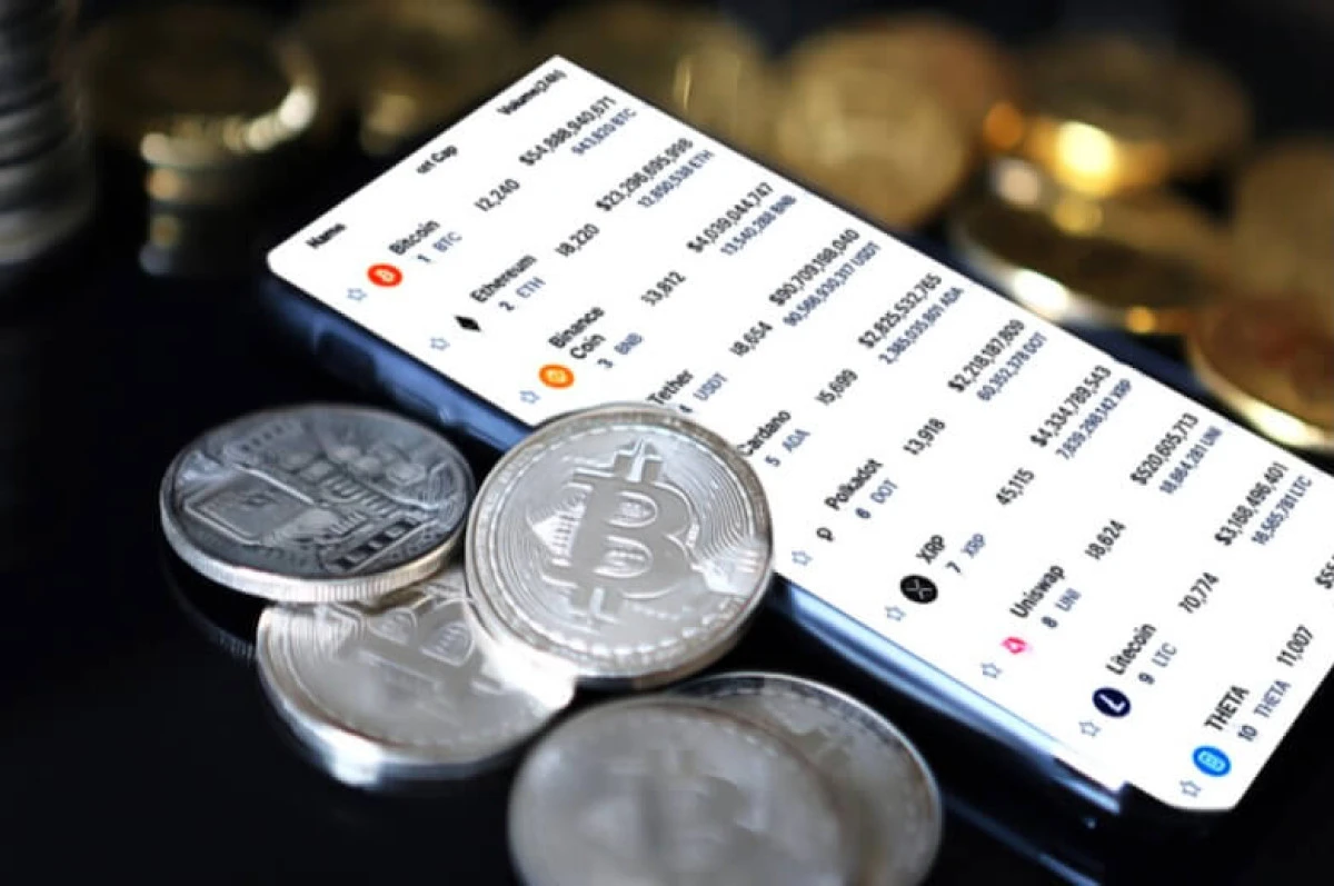 Kurumsal Talep Zirveye Tırmanırken Robinhood ve Coinbase BNB Atağına Geçti